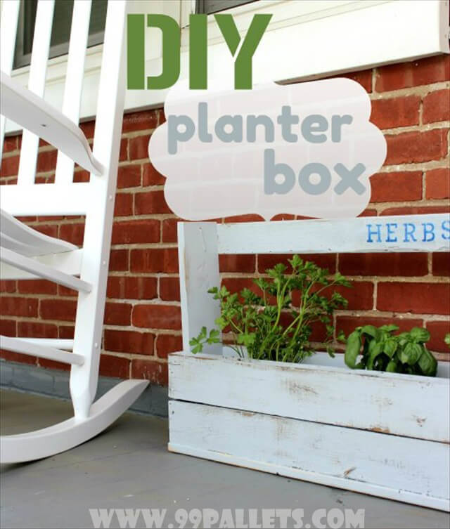 DIY Pallet Planter Box