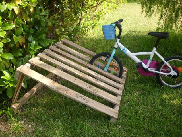 DIY Pallet Projects with Instructions | 99 Pallets