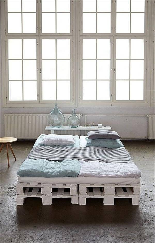 DIY 20 Pallet Bed Frame Ideas | 99 Pallets