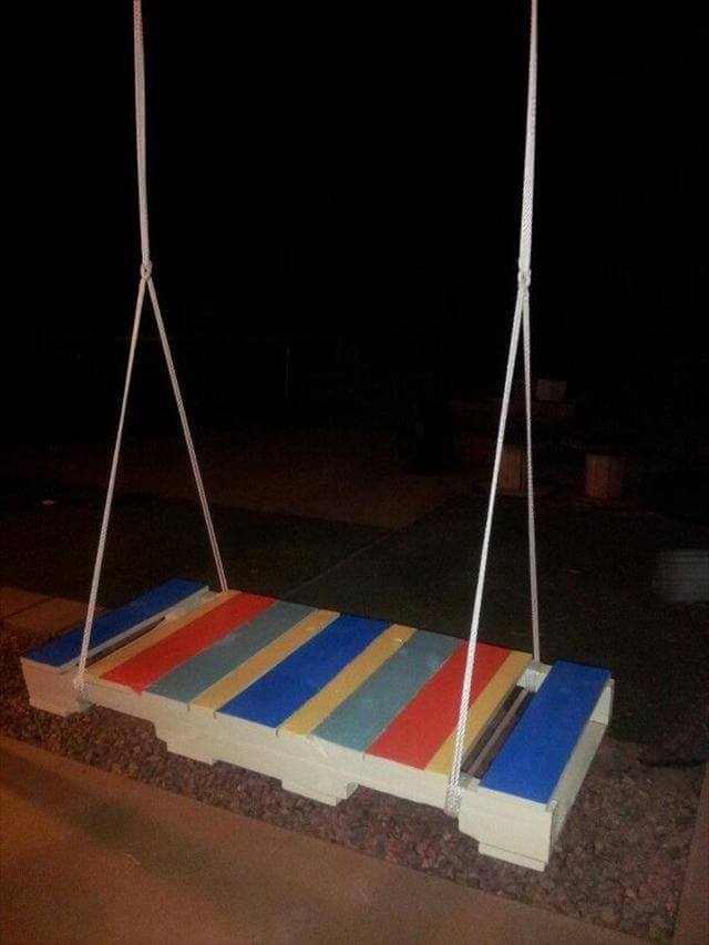 40 DIY Pallet Swing Ideas 99 Pallets