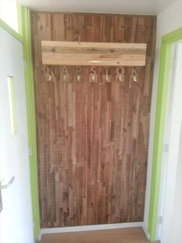 Pallet Coat Rack | 99 Pallets