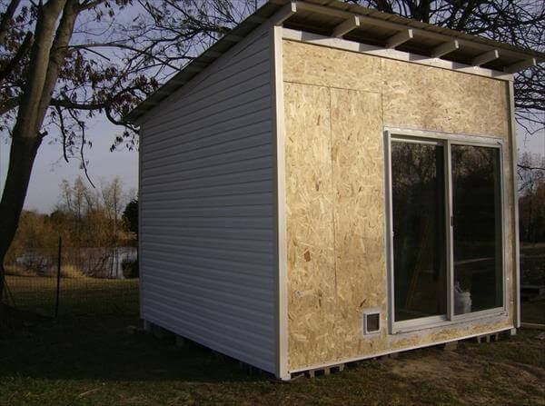 DIY Storage Shed From Pallets | 99 Pallets