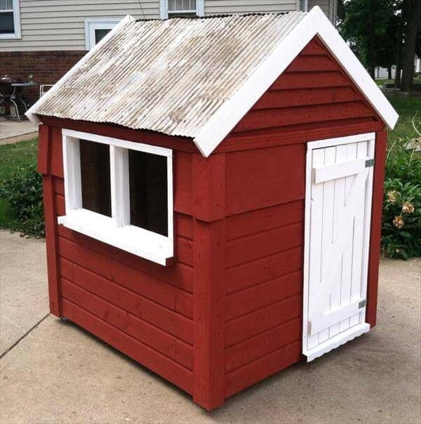 Build Easy DIY Playhouse From Pallets  99 Pallets