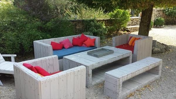 Pallet Furniture Ideas for the Outdoor | 99 Pallets