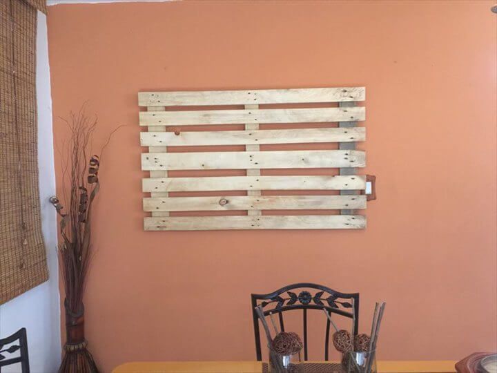 Pallet Wall Sign, Organizer and Wall Art | 99 Pallets
