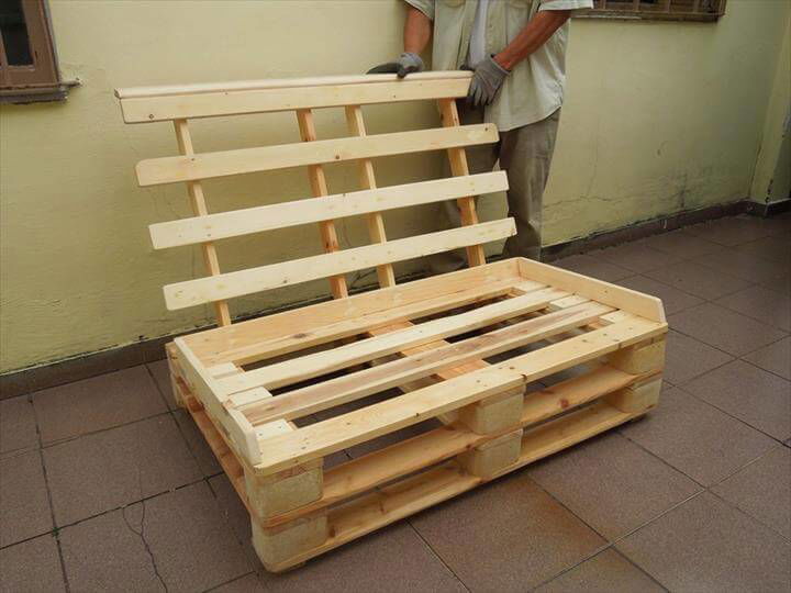 Build Pallet Sofa with Cushion DIY Tutorial 99 Pallets