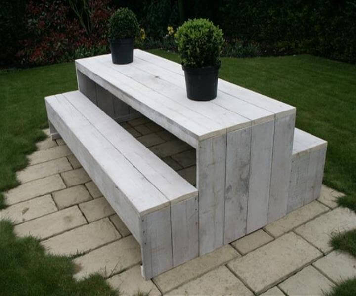 DIY Pallet Patio Bench Ideas