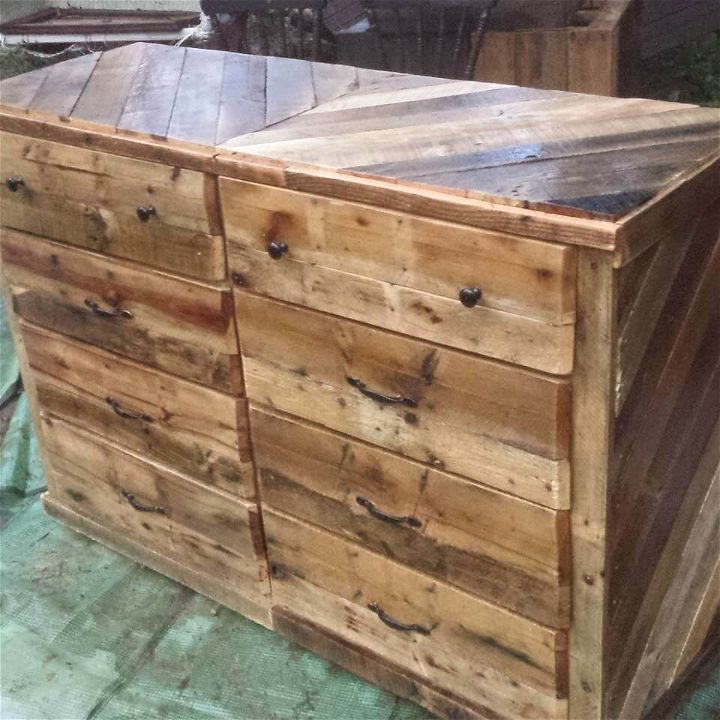 Wooden Pallet Dresser / Chest of Drawers | 99 Pallets