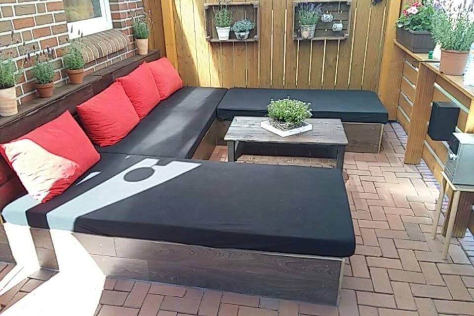 E shape corner sofa for lounge