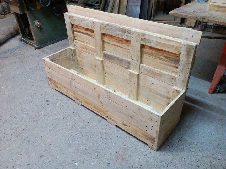 Pallet Bench With Storage | 99 Pallets