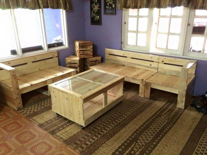 living room pallet tables