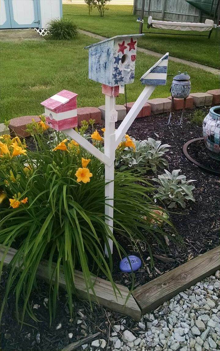 DIY Pallet Garden Tree Style Birdhouses | 99 Pallets