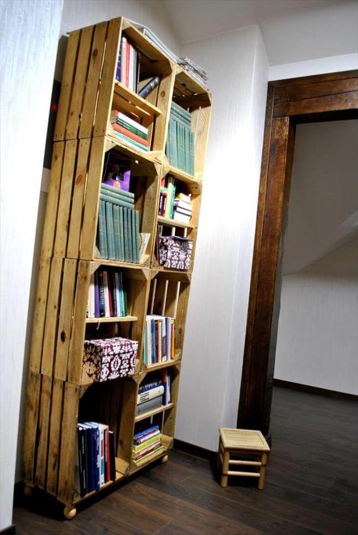 Crate Style Pallet Bookcase Design 99 Pallets