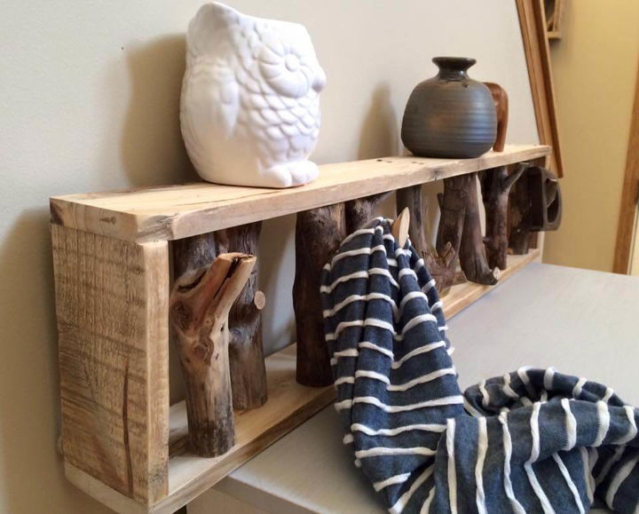 Recycled rustic pallet coat rack