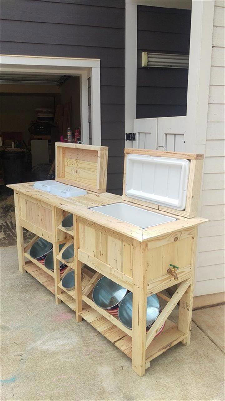 Pallet Ice Chests with Bucket Rack 99 Pallets