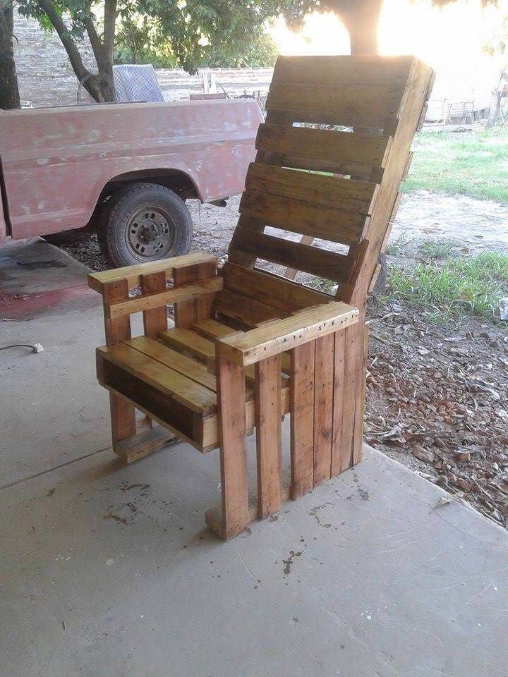 DIY Wooden Pallet Chairs 99 Pallets