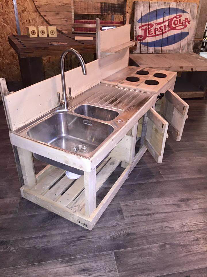 upcycled pallet mud kitchen