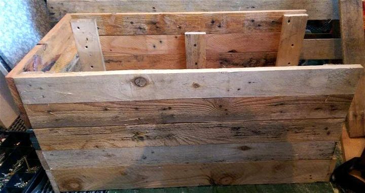 DIY Wood Pallet Toy Storage Box | 99 Pallets