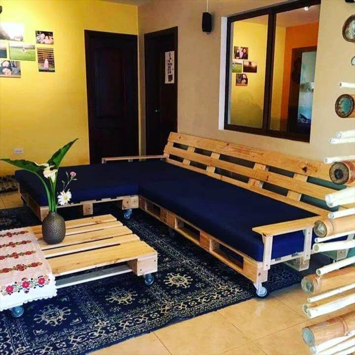 DIY Pallet Sofa / Daybed 99 Pallets