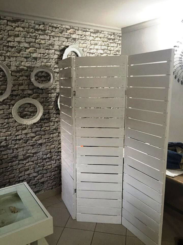 chic white pallet room divider