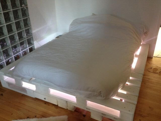 Pallet Bed With Led Lights
