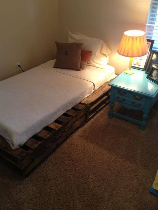 pallet bed frame diy