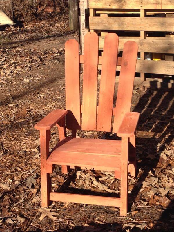 DIY Pallet Chair For Kids