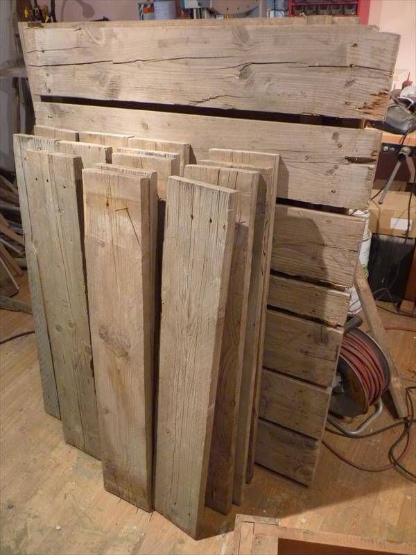 pallet wood stripping