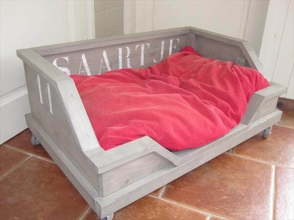 99 pallets dog bed