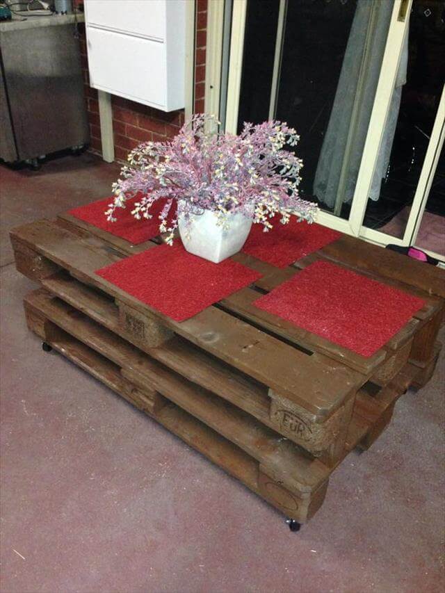 Antique Pallet Coffee Table With Wheels