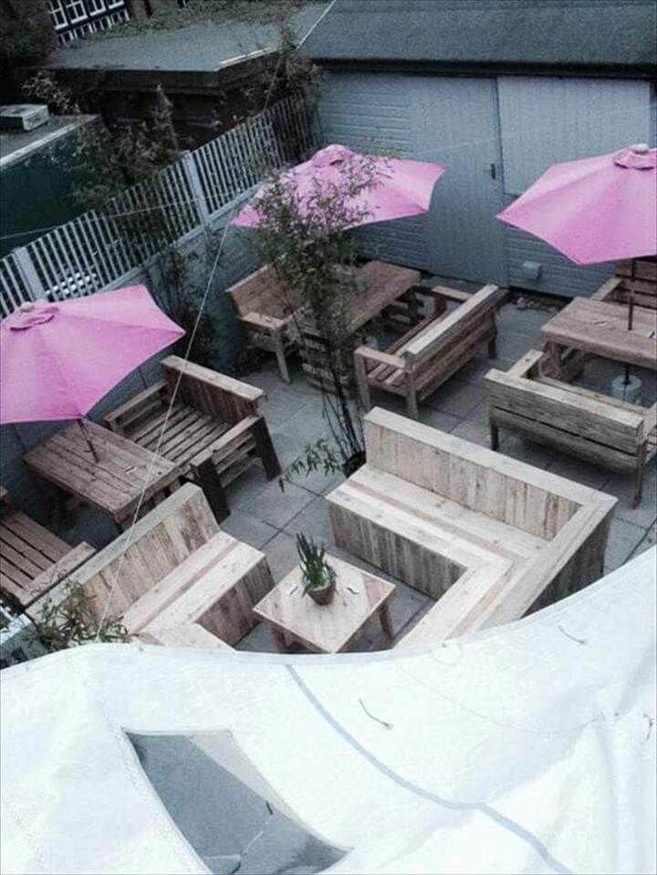 upcycled pallet restaurant furniture idea