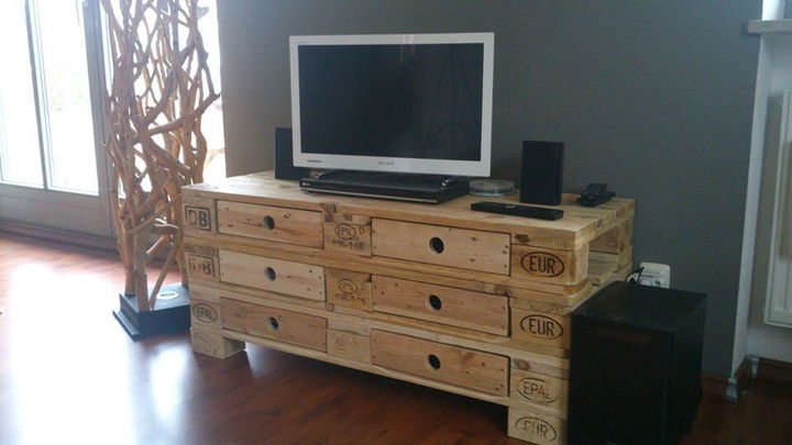 recycled pallet TV stand with storage