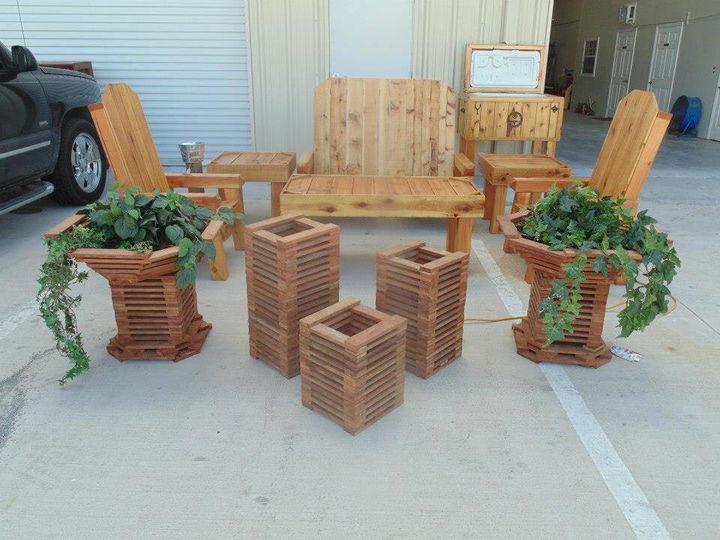 upcycled pallet complete pallet patio set