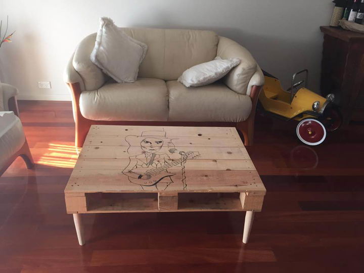 handmade wooden pallet coffee table with pop start sketch