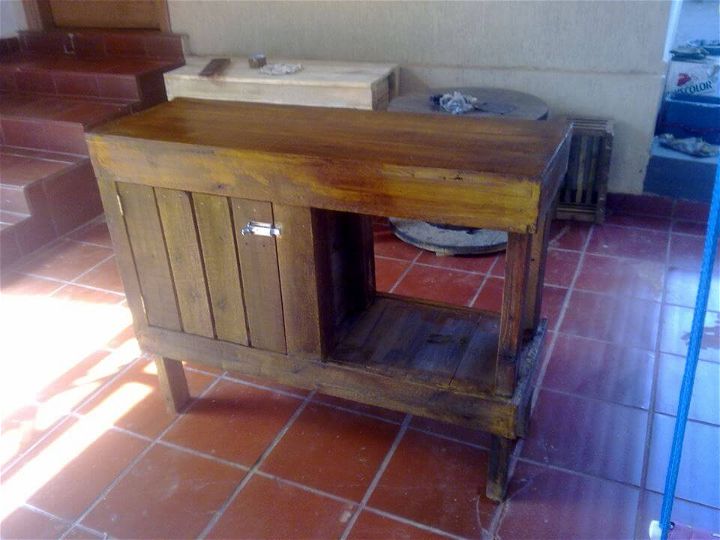 handmade wooden pallet console table