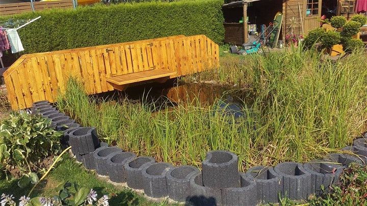 recycled pallet garden bridge