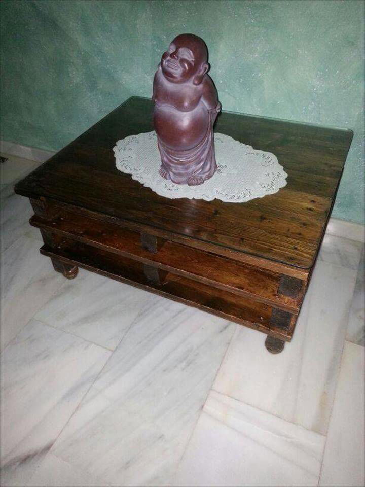 Recycled pallet vintage inspire coffee table