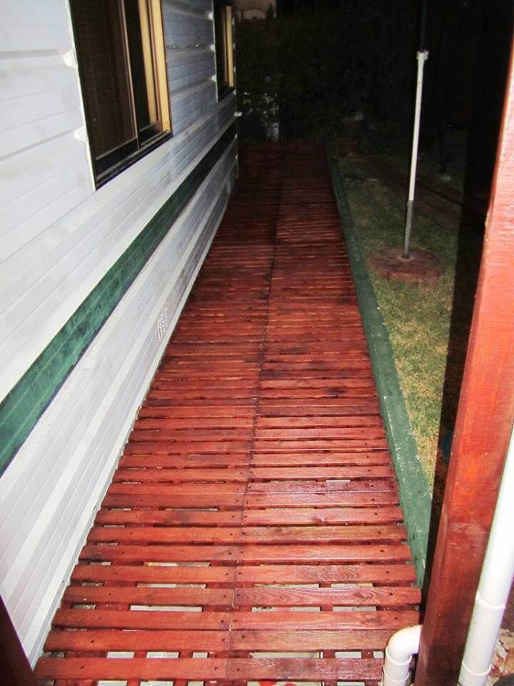 wooden pallet walkway