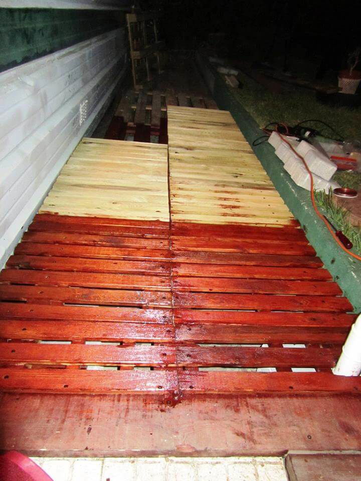 pallet walkway construction