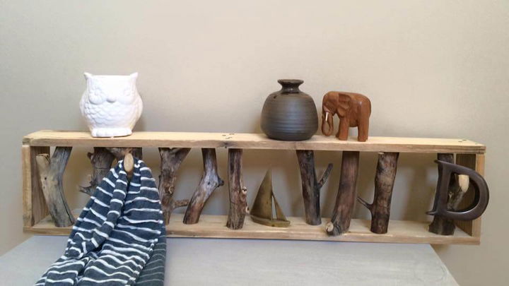 rustic pallet coat rack for entrance