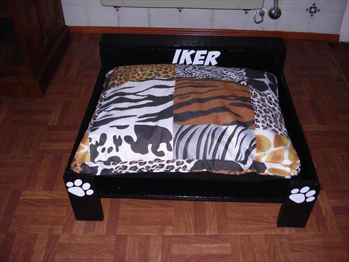 pallet dog bed