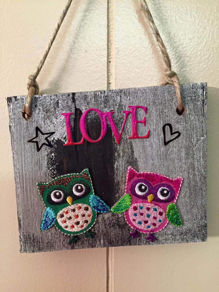 Wooden Pallet Wall Hanging Art