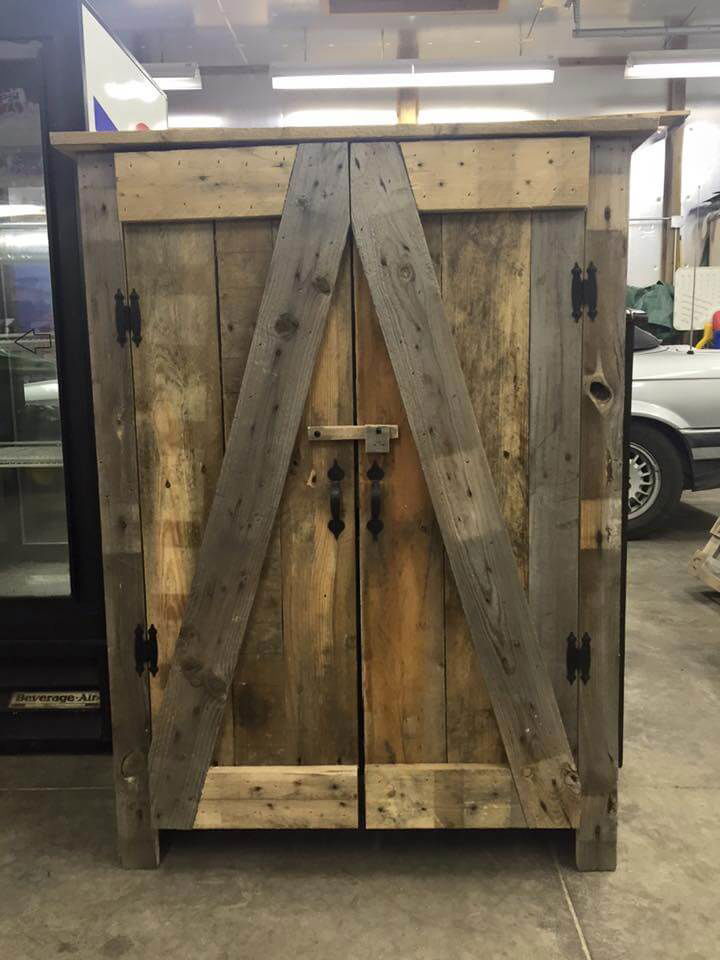 pallet beverage cabinet