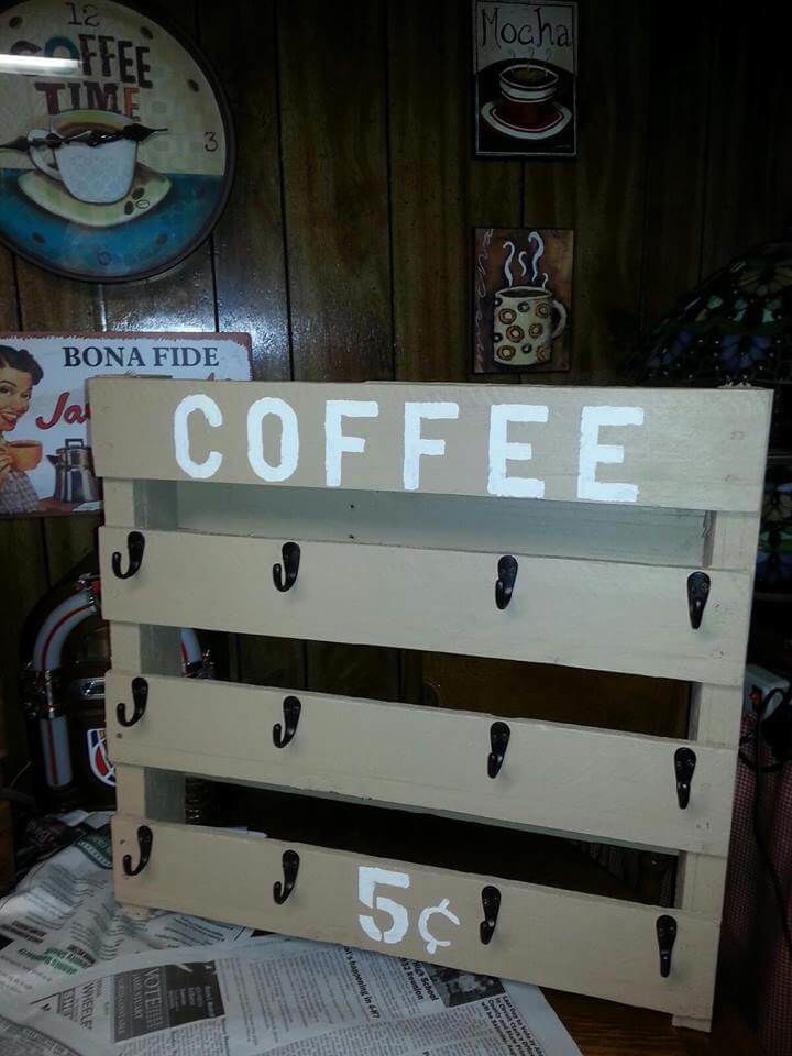 Repurposed pallet coffee mug holder