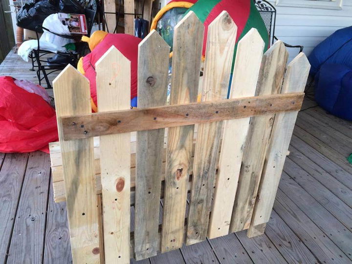 Wooden pallet bench