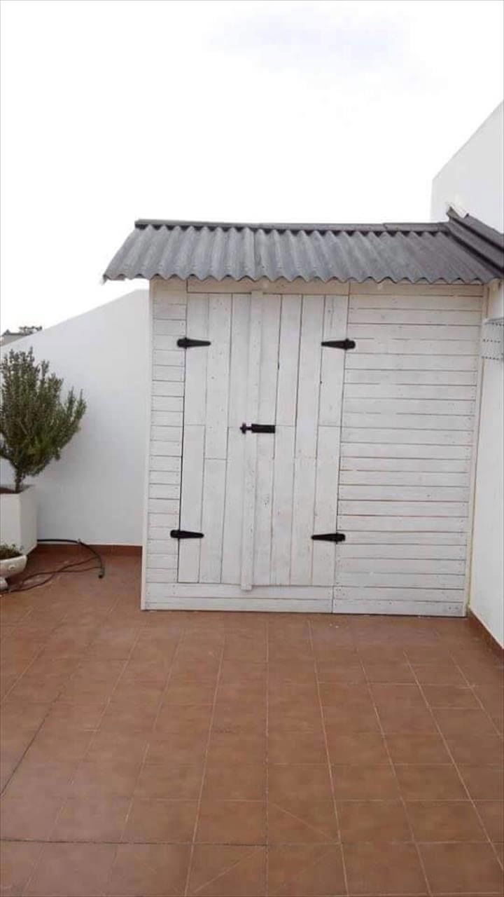 diy pallet storage shed
