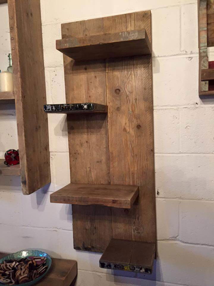 diy pallet wall mounted shelf unit