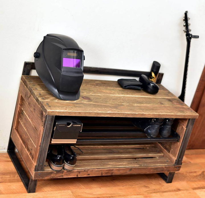 Wooden pallet industrial shoe rack