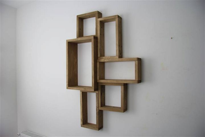 Woodne pallet wall hanging shelf unit