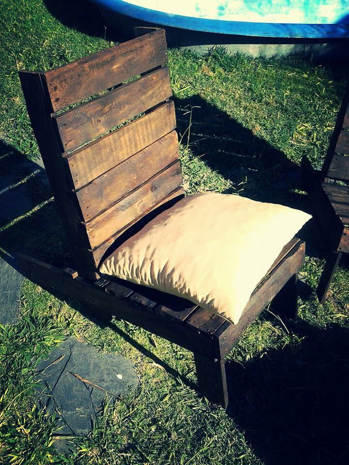 reposed pallet outdoor chair